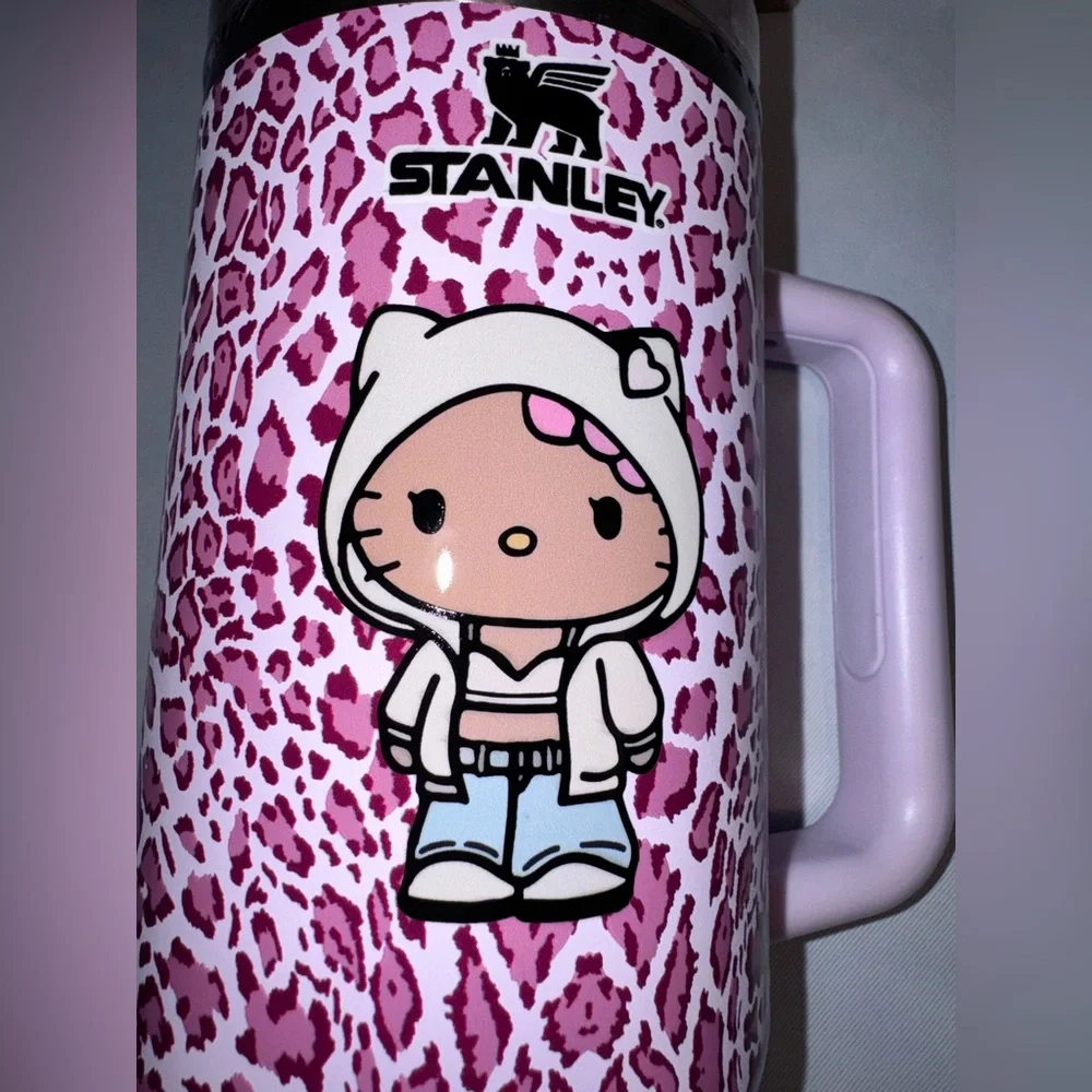 Hello Kitty Stanley Pink Leopard Print Flowstate Tumbler 40 oz. - Picture 2 of 9